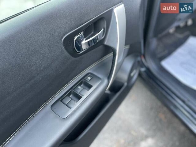 Чорний Ніссан Кашкай, об'ємом двигуна 1.6 л та пробігом 224 тис. км за 12400 $, фото 9 на Automoto.ua