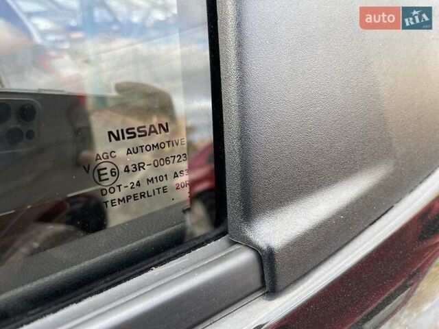 Чорний Ніссан Кашкай, об'ємом двигуна 1.6 л та пробігом 224 тис. км за 12400 $, фото 62 на Automoto.ua