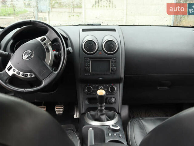 Чорний Ніссан Кашкай, об'ємом двигуна 1.6 л та пробігом 211 тис. км за 12250 $, фото 14 на Automoto.ua