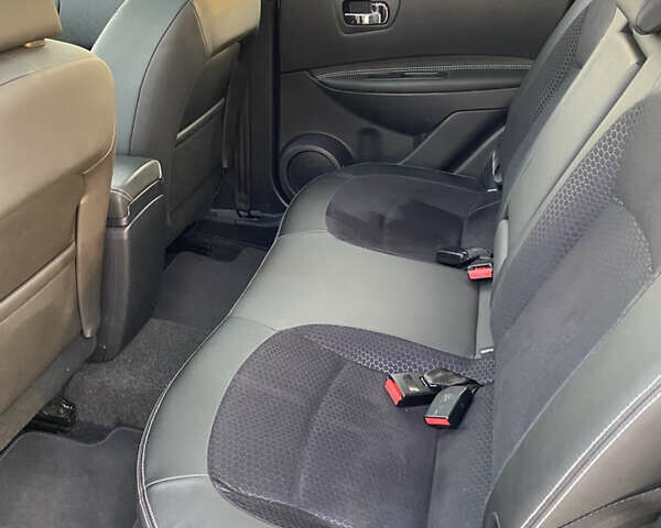 Чорний Ніссан Кашкай, об'ємом двигуна 1.6 л та пробігом 163 тис. км за 13900 $, фото 27 на Automoto.ua