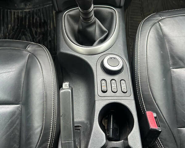 Чорний Ніссан Кашкай, об'ємом двигуна 1.6 л та пробігом 211 тис. км за 11950 $, фото 12 на Automoto.ua