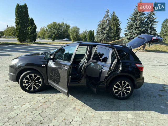 Черный Ниссан Кашкай, объемом двигателя 1.6 л и пробегом 221 тыс. км за 9800 $, фото 19 на Automoto.ua