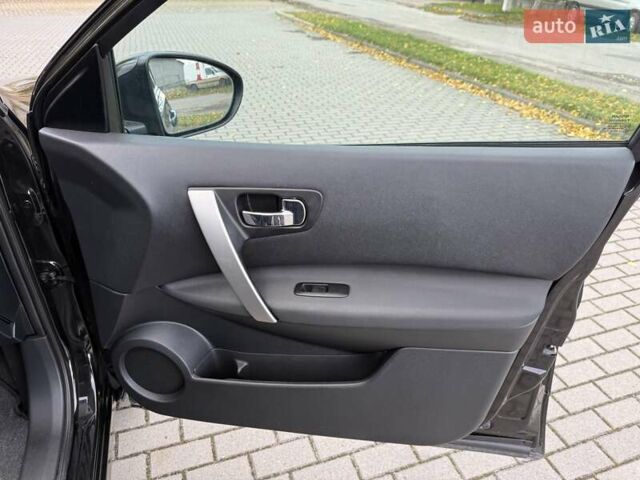 Черный Ниссан Кашкай, объемом двигателя 2 л и пробегом 240 тыс. км за 12599 $, фото 52 на Automoto.ua
