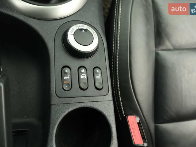 Чорний Ніссан Кашкай, об'ємом двигуна 1.6 л та пробігом 211 тис. км за 12250 $, фото 17 на Automoto.ua