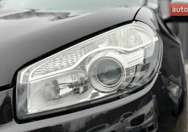 Черный Ниссан Кашкай, объемом двигателя 1.6 л и пробегом 263 тыс. км за 11700 $, фото 14 на Automoto.ua