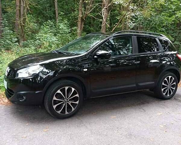 Черный Ниссан Кашкай, объемом двигателя 1.5 л и пробегом 210 тыс. км за 12500 $, фото 7 на Automoto.ua