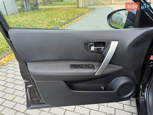 Черный Ниссан Кашкай, объемом двигателя 2 л и пробегом 240 тыс. км за 12599 $, фото 27 на Automoto.ua
