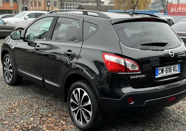 Черный Ниссан Кашкай, объемом двигателя 1.6 л и пробегом 263 тыс. км за 11700 $, фото 8 на Automoto.ua