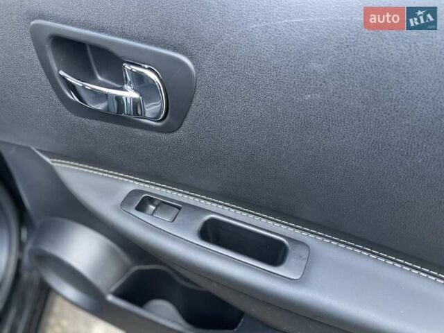 Чорний Ніссан Кашкай, об'ємом двигуна 1.6 л та пробігом 224 тис. км за 12400 $, фото 31 на Automoto.ua