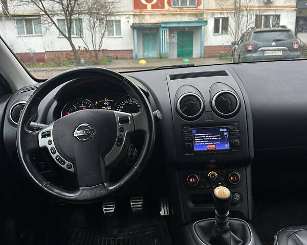 Чорний Ніссан Кашкай, об'ємом двигуна 1.6 л та пробігом 211 тис. км за 11950 $, фото 13 на Automoto.ua