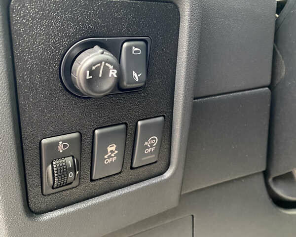 Чорний Ніссан Кашкай, об'ємом двигуна 1.6 л та пробігом 163 тис. км за 13900 $, фото 25 на Automoto.ua