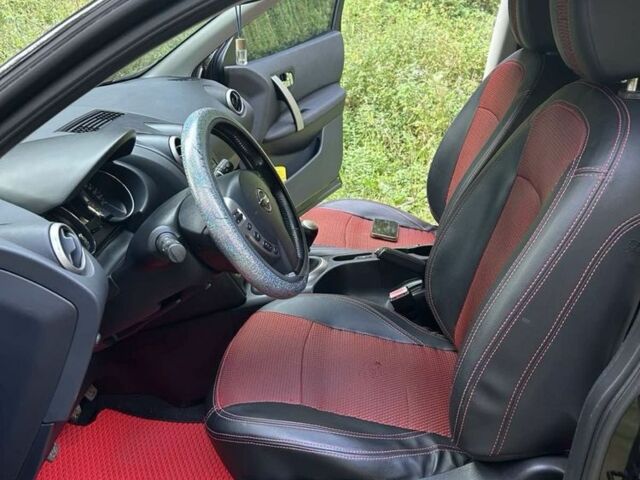 Черный Ниссан Кашкай, объемом двигателя 1.6 л и пробегом 202 тыс. км за 10000 $, фото 4 на Automoto.ua