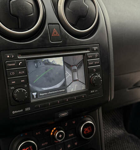 Чорний Ніссан Кашкай, об'ємом двигуна 2 л та пробігом 220 тис. км за 12300 $, фото 10 на Automoto.ua