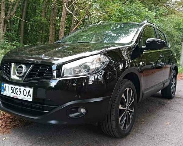 Черный Ниссан Кашкай, объемом двигателя 1.5 л и пробегом 210 тыс. км за 12500 $, фото 5 на Automoto.ua