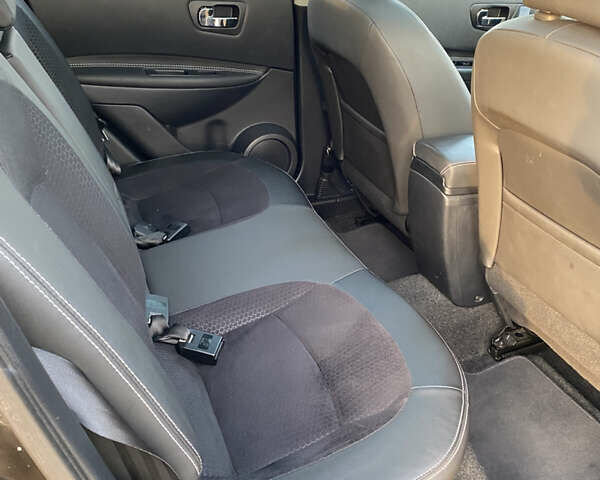 Чорний Ніссан Кашкай, об'ємом двигуна 1.6 л та пробігом 163 тис. км за 13900 $, фото 28 на Automoto.ua