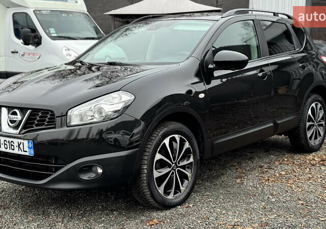 Черный Ниссан Кашкай, объемом двигателя 1.6 л и пробегом 263 тыс. км за 11700 $, фото 5 на Automoto.ua