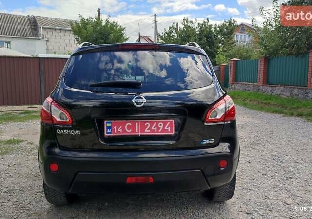 Черный Ниссан Кашкай, объемом двигателя 1.6 л и пробегом 203 тыс. км за 12700 $, фото 5 на Automoto.ua