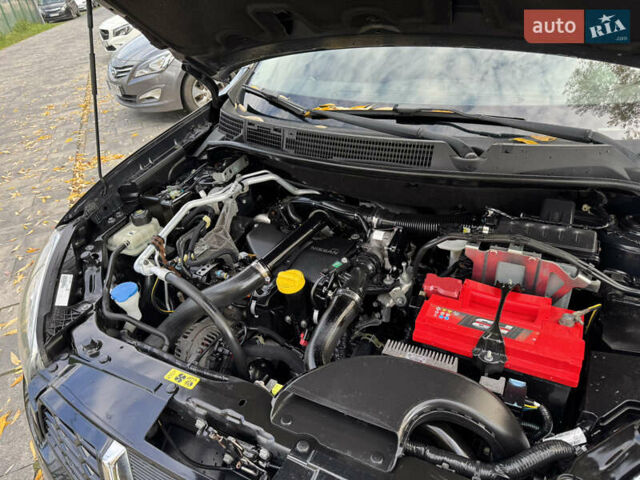 Черный Ниссан Кашкай, объемом двигателя 1.5 л и пробегом 172 тыс. км за 11999 $, фото 70 на Automoto.ua