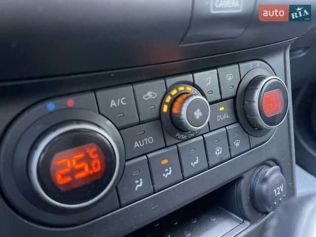 Чорний Ніссан Кашкай, об'ємом двигуна 1.6 л та пробігом 224 тис. км за 12400 $, фото 16 на Automoto.ua