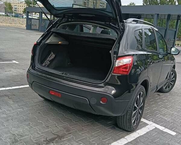 Черный Ниссан Кашкай, объемом двигателя 1.5 л и пробегом 210 тыс. км за 12500 $, фото 25 на Automoto.ua