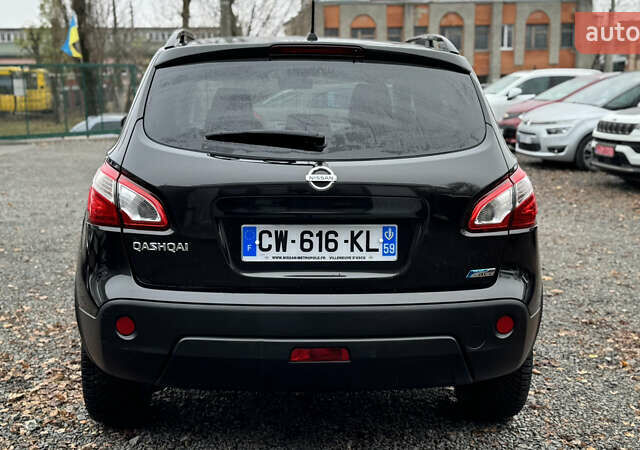Черный Ниссан Кашкай, объемом двигателя 1.6 л и пробегом 263 тыс. км за 11700 $, фото 9 на Automoto.ua