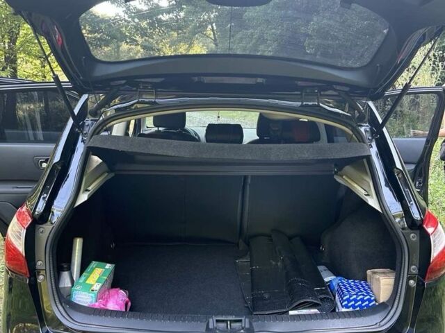 Черный Ниссан Кашкай, объемом двигателя 1.6 л и пробегом 202 тыс. км за 10000 $, фото 6 на Automoto.ua