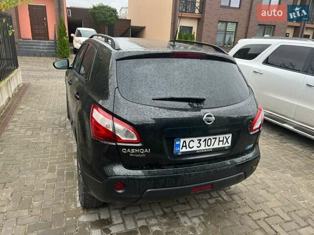 Черный Ниссан Кашкай, объемом двигателя 1.6 л и пробегом 230 тыс. км за 11300 $, фото 3 на Automoto.ua