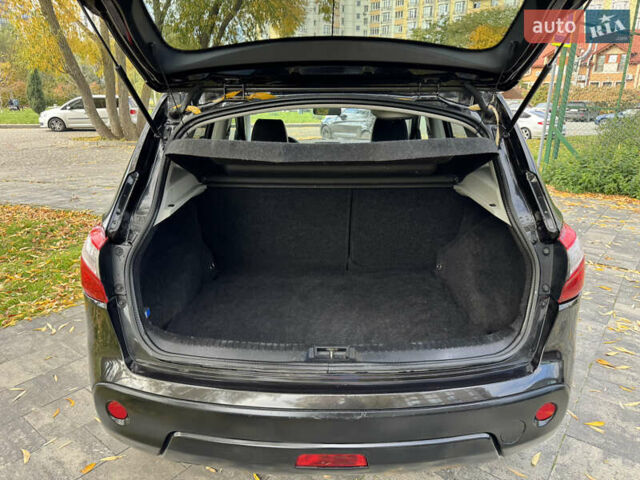 Черный Ниссан Кашкай, объемом двигателя 1.5 л и пробегом 172 тыс. км за 11999 $, фото 69 на Automoto.ua