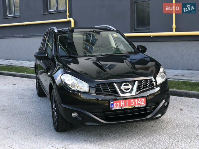 Черный Ниссан Кашкай, объемом двигателя 2 л и пробегом 172 тыс. км за 12250 $, фото 3 на Automoto.ua