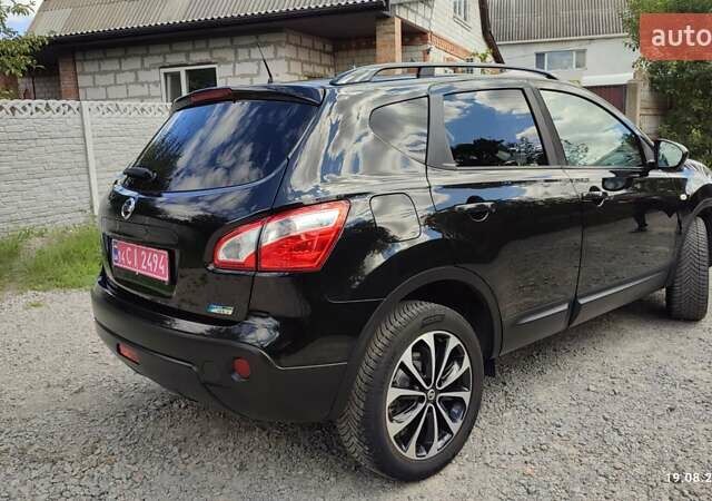 Черный Ниссан Кашкай, объемом двигателя 1.6 л и пробегом 203 тыс. км за 12700 $, фото 6 на Automoto.ua