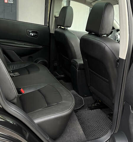 Чорний Ніссан Кашкай, об'ємом двигуна 2 л та пробігом 220 тис. км за 12300 $, фото 15 на Automoto.ua