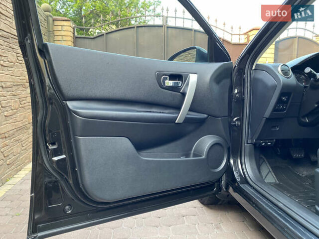 Черный Ниссан Кашкай, объемом двигателя 2 л и пробегом 155 тыс. км за 12200 $, фото 34 на Automoto.ua