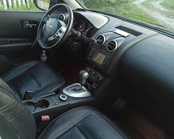 Черный Ниссан Кашкай, объемом двигателя 2 л и пробегом 99 тыс. км за 14500 $, фото 2 на Automoto.ua