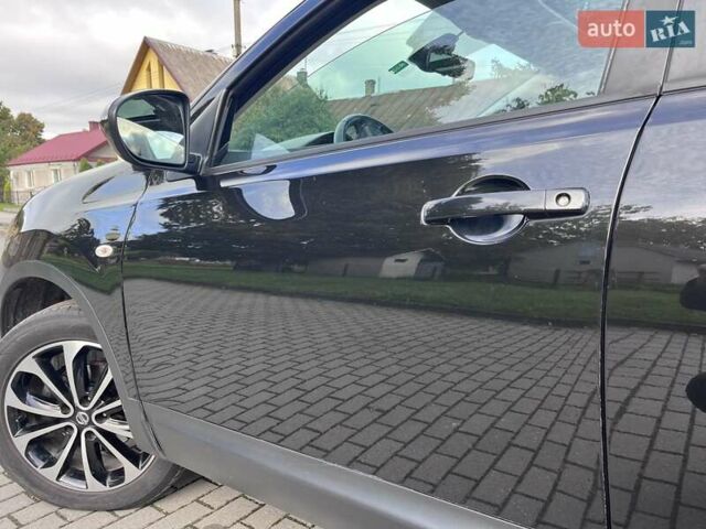 Черный Ниссан Кашкай, объемом двигателя 2 л и пробегом 240 тыс. км за 12800 $, фото 31 на Automoto.ua