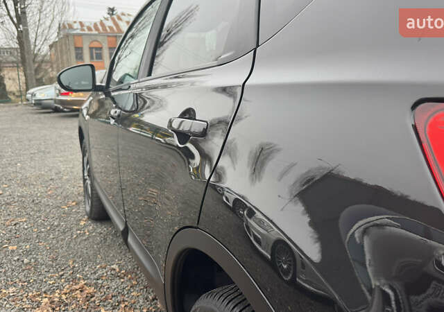 Черный Ниссан Кашкай, объемом двигателя 1.6 л и пробегом 263 тыс. км за 11700 $, фото 41 на Automoto.ua