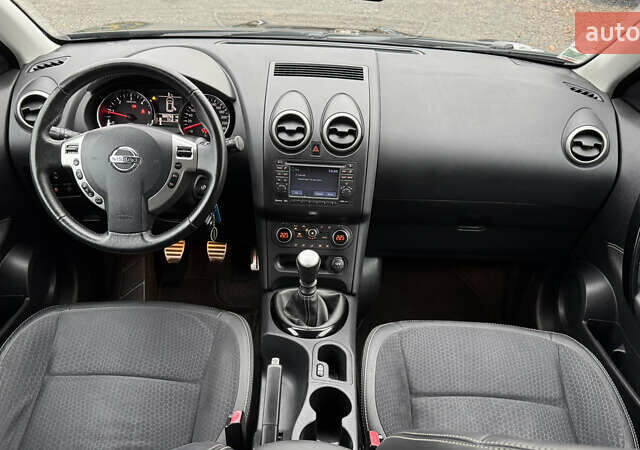 Черный Ниссан Кашкай, объемом двигателя 1.6 л и пробегом 263 тыс. км за 11700 $, фото 20 на Automoto.ua