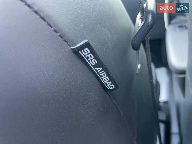 Чорний Ніссан Кашкай, об'ємом двигуна 1.6 л та пробігом 224 тис. км за 12400 $, фото 30 на Automoto.ua