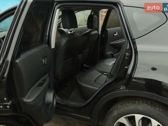 Чорний Ніссан Кашкай, об'ємом двигуна 1.6 л та пробігом 211 тис. км за 12250 $, фото 20 на Automoto.ua