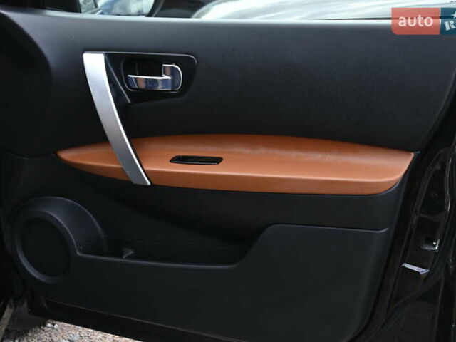 Черный Ниссан Кашкай, объемом двигателя 1.5 л и пробегом 252 тыс. км за 11300 $, фото 26 на Automoto.ua