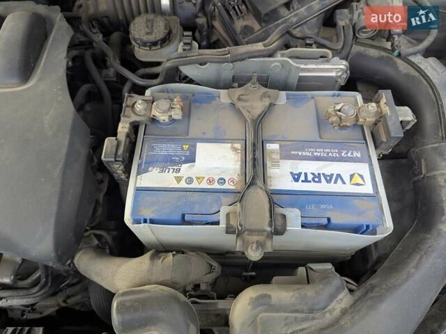 Черный Ниссан Кашкай, объемом двигателя 2 л и пробегом 277 тыс. км за 13000 $, фото 8 на Automoto.ua