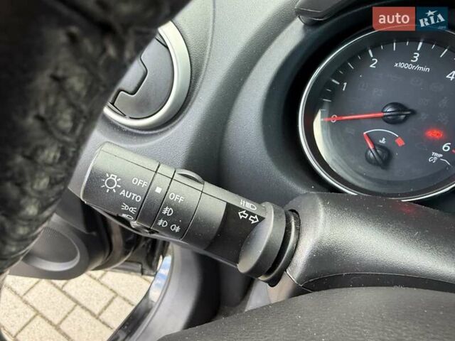 Черный Ниссан Кашкай, объемом двигателя 2 л и пробегом 240 тыс. км за 12599 $, фото 33 на Automoto.ua