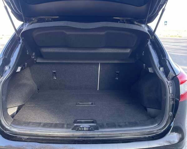 Черный Ниссан Кашкай, объемом двигателя 1.5 л и пробегом 240 тыс. км за 15600 $, фото 40 на Automoto.ua