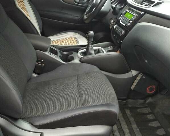 Черный Ниссан Кашкай, объемом двигателя 1.46 л и пробегом 276 тыс. км за 12700 $, фото 21 на Automoto.ua