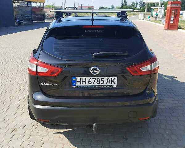 Черный Ниссан Кашкай, объемом двигателя 1.5 л и пробегом 155 тыс. км за 13800 $, фото 9 на Automoto.ua
