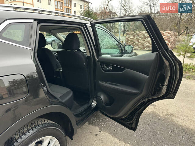 Черный Ниссан Кашкай, объемом двигателя 1.5 л и пробегом 175 тыс. км за 14700 $, фото 27 на Automoto.ua