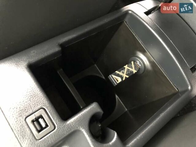 Черный Ниссан Кашкай, объемом двигателя 1.6 л и пробегом 114 тыс. км за 12890 $, фото 69 на Automoto.ua