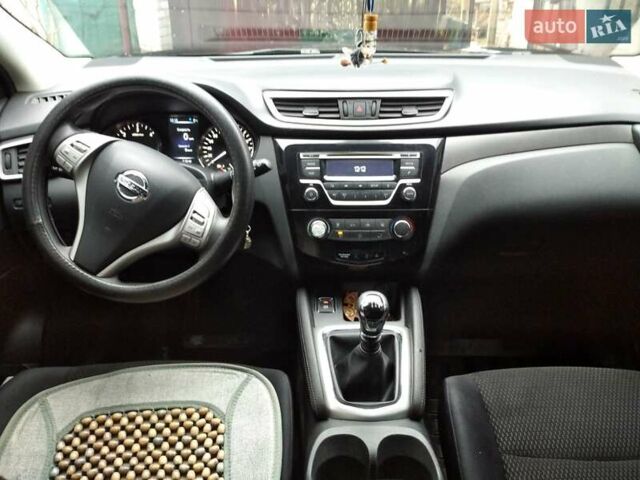 Черный Ниссан Кашкай, объемом двигателя 1.46 л и пробегом 276 тыс. км за 12700 $, фото 15 на Automoto.ua
