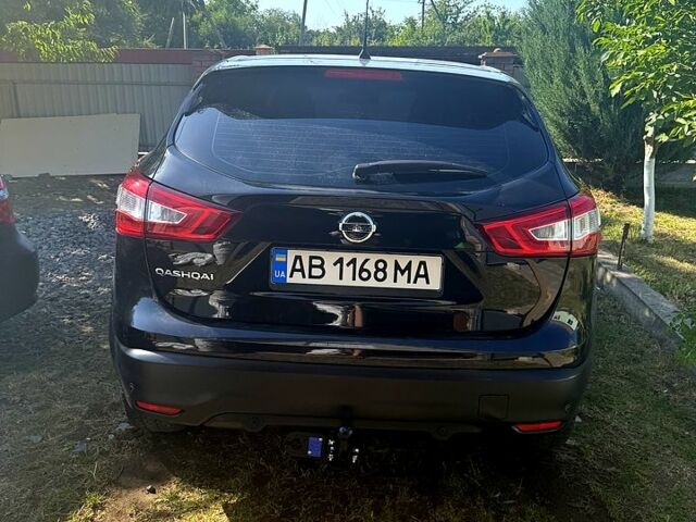 Черный Ниссан Кашкай, объемом двигателя 1.6 л и пробегом 100 тыс. км за 13000 $, фото 3 на Automoto.ua