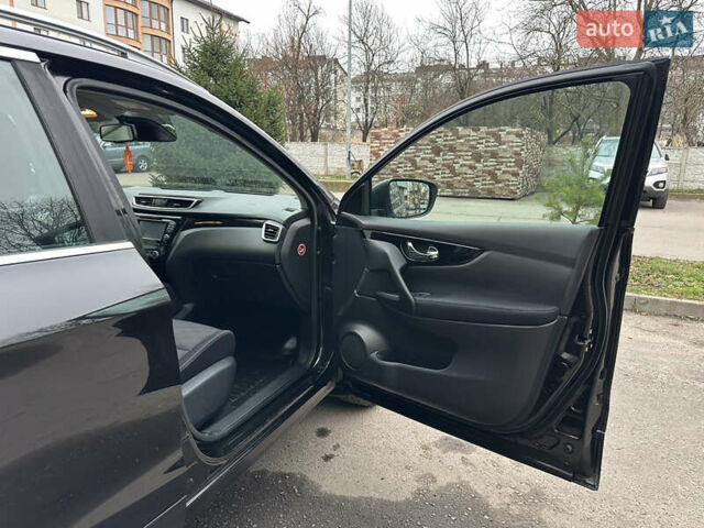 Черный Ниссан Кашкай, объемом двигателя 1.5 л и пробегом 175 тыс. км за 14700 $, фото 23 на Automoto.ua