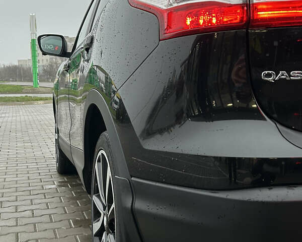 Чорний Ніссан Кашкай, об'ємом двигуна 1.5 л та пробігом 158 тис. км за 16200 $, фото 9 на Automoto.ua
